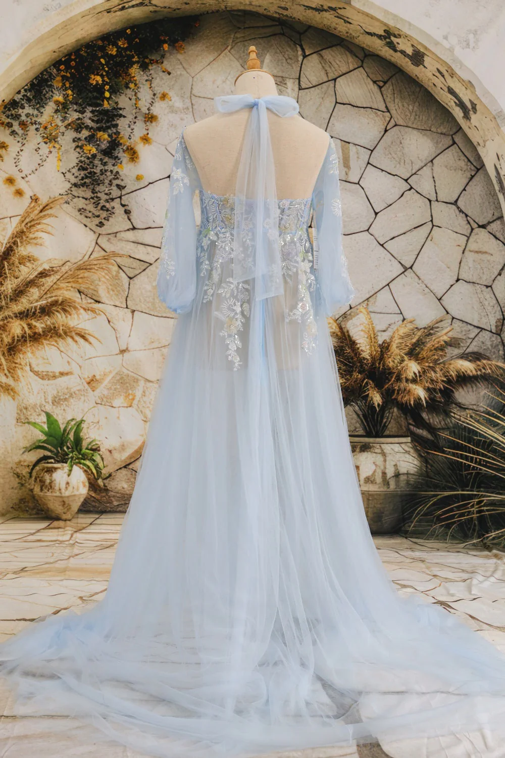 Kate Mesh Hanging Neck Mid Sleeve Trailing Maternity Photoshoot Dress - Image 7