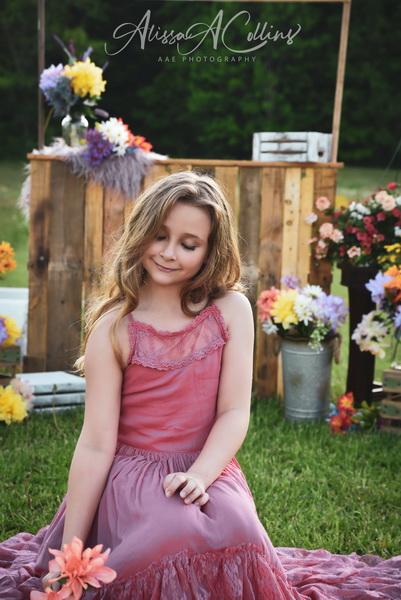 Kate Summer Backdrop Flower Stand Designed by AAE Photography - Image 3
