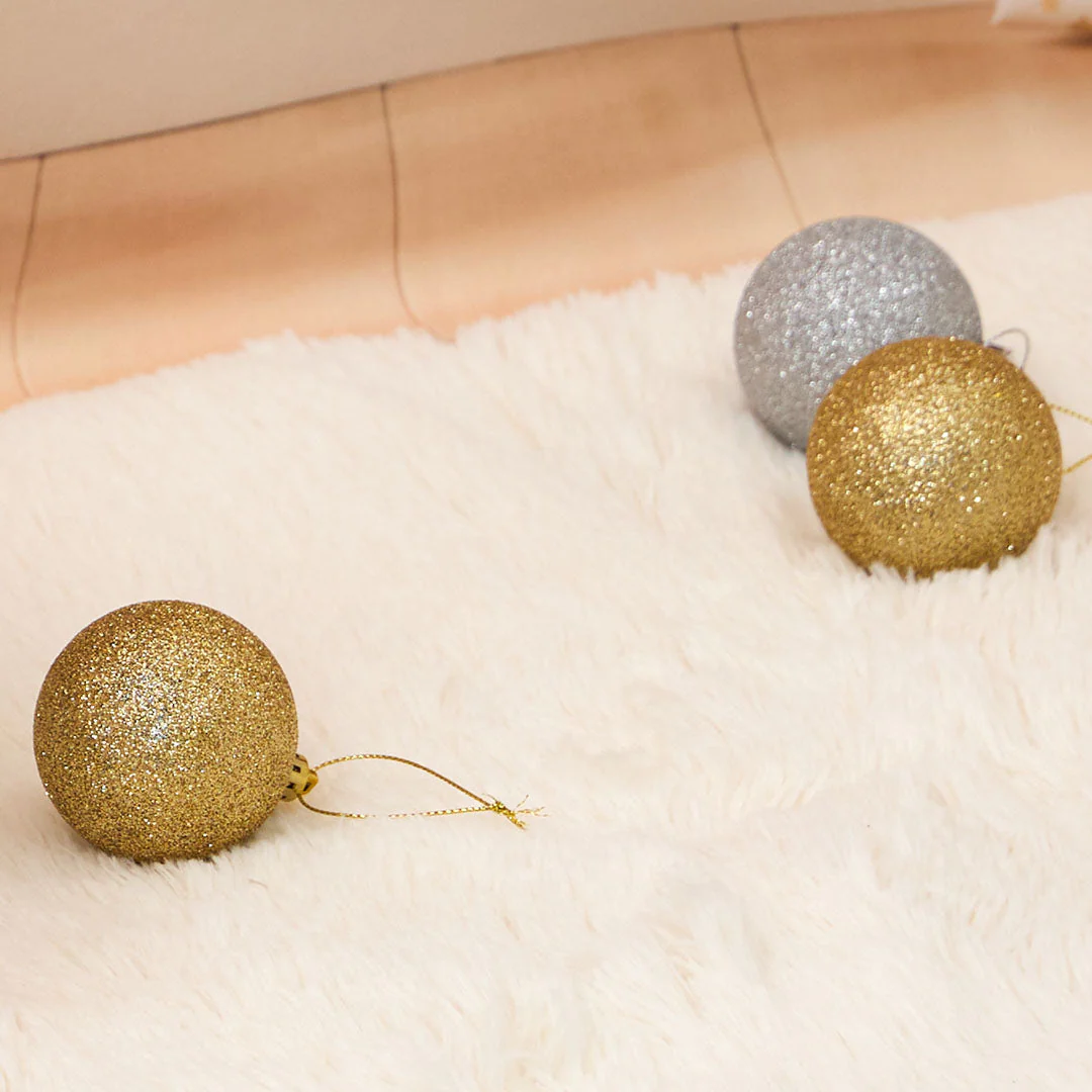 Kate 10pcs Silver/Gold Glitter Christmas Ornaments(D ≈ 2.36″) for Photography - Image 3