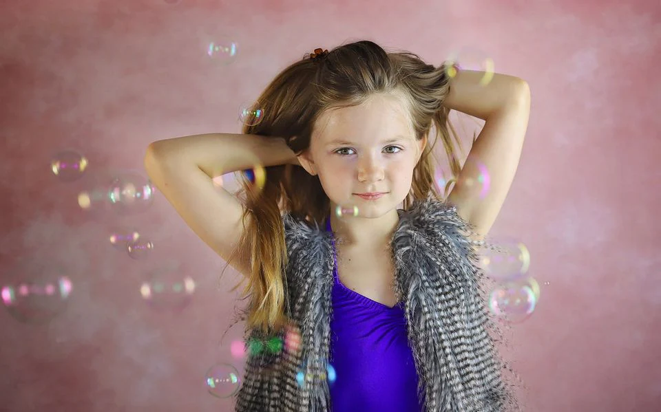 Kate Abstract Backdrop Pink Texture for Portrait Photography - Image 6