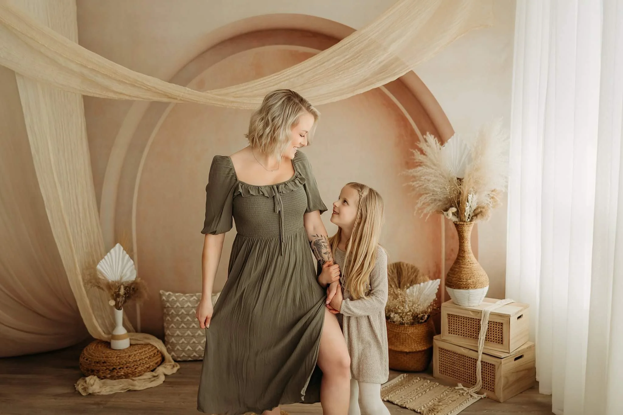 Kate Art Arch Wall Boho Backdrop Designed by Kate Image（note:with a little reddish brown） - Image 3