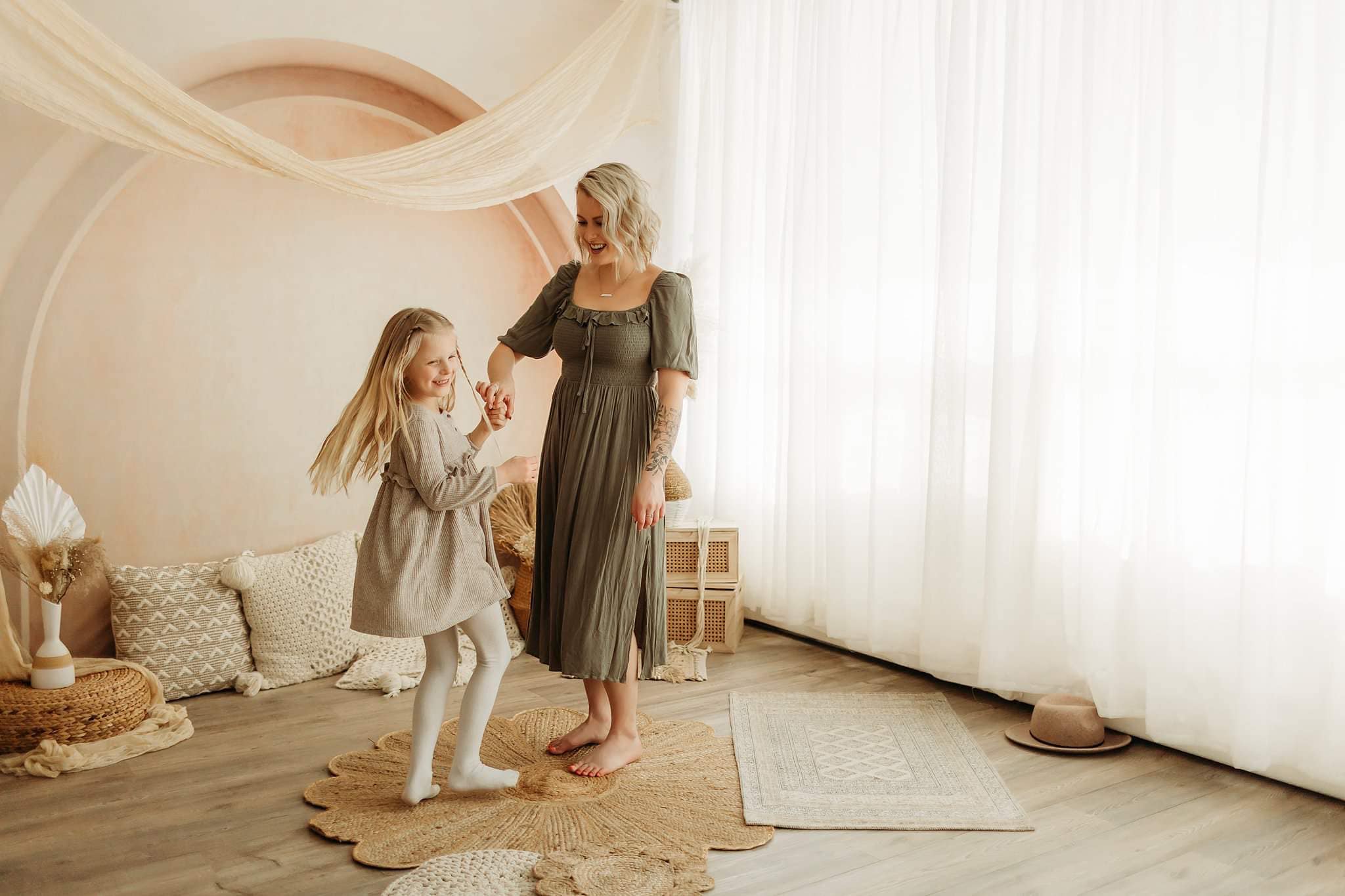 Kate Art Arch Wall Boho Backdrop Designed by Kate Image（note:with a little reddish brown） - Image 5