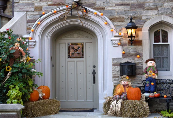 Kate Autumn Halloween house door backdrop - Image 2