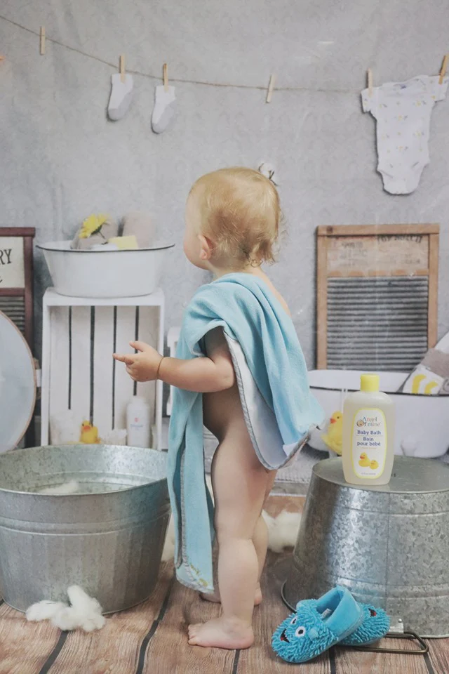 Kate Bath Time Baby Backdrop Summer Rubber Ducks and Bubbles Photos Designed by Erin Larkins - Image 6