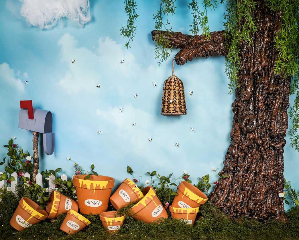 Kate Bees and Hunny Backdrop Designed by Arica Kirby - Image 7
