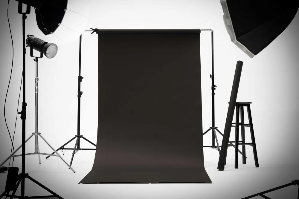 Kate Black Seamless Paper Backdrop for Photography - Image 5