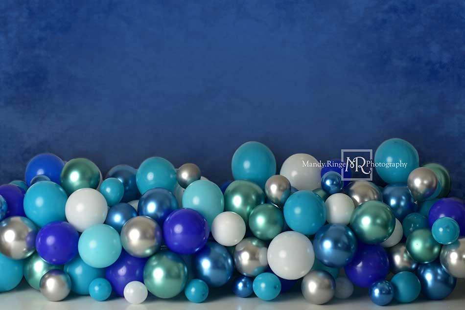 Kate Cake Smash Backdrop Blue Balloon Designed by Mandy Ringe Photography - Image 2