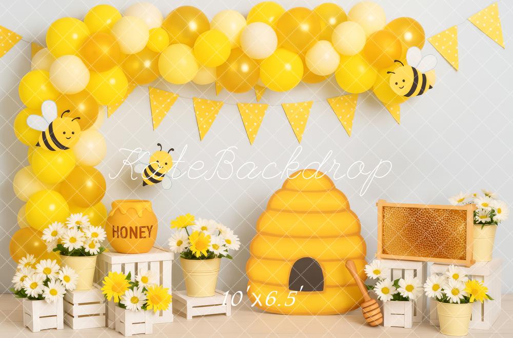 Kate Cake Smash Bee Hive Honeycomb Balloon Backdrop Designed by Patty Robert - Image 4