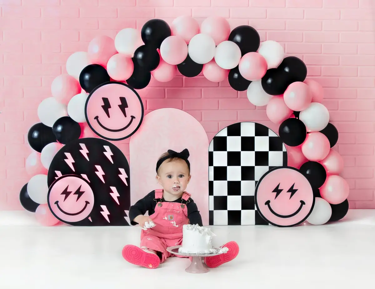 Kate Cake Smash Smiley Pink Balloon Arch Backdrop Designed by Ashley Paul - Image 3