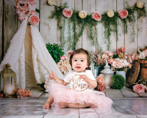 Kate Cake Smash Summer Floral Backdrop Designed By Rose Abbas - Image 3