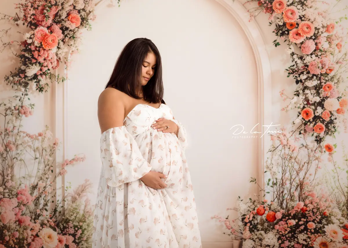 Kate Chiffon Flower Printed White Maternity Photoshoot Dress - Image 4