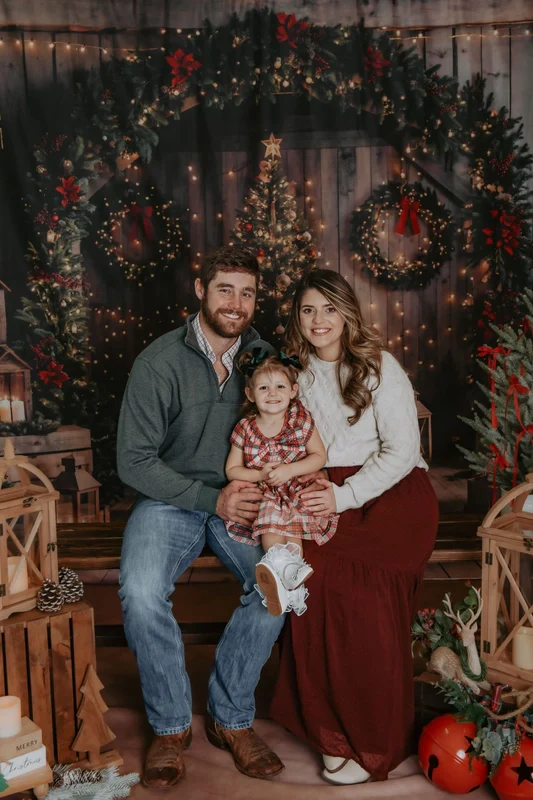 Kate Christmas Brown Wooden Arched Barn Door Backdrop Designed by Chain Photography - Image 3