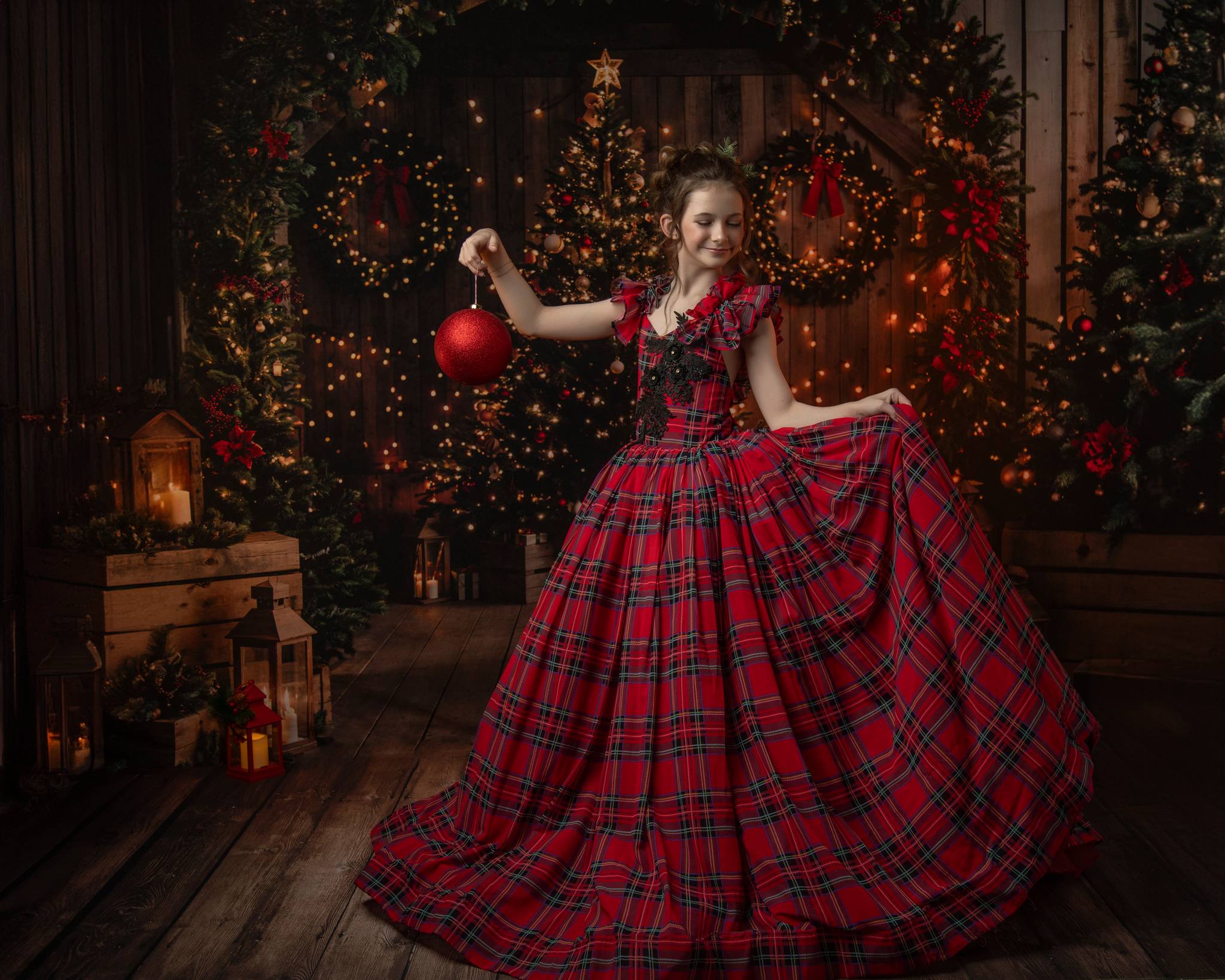 Kate Christmas Brown Wooden Arched Barn Door Backdrop Designed by Chain Photography - Image 5