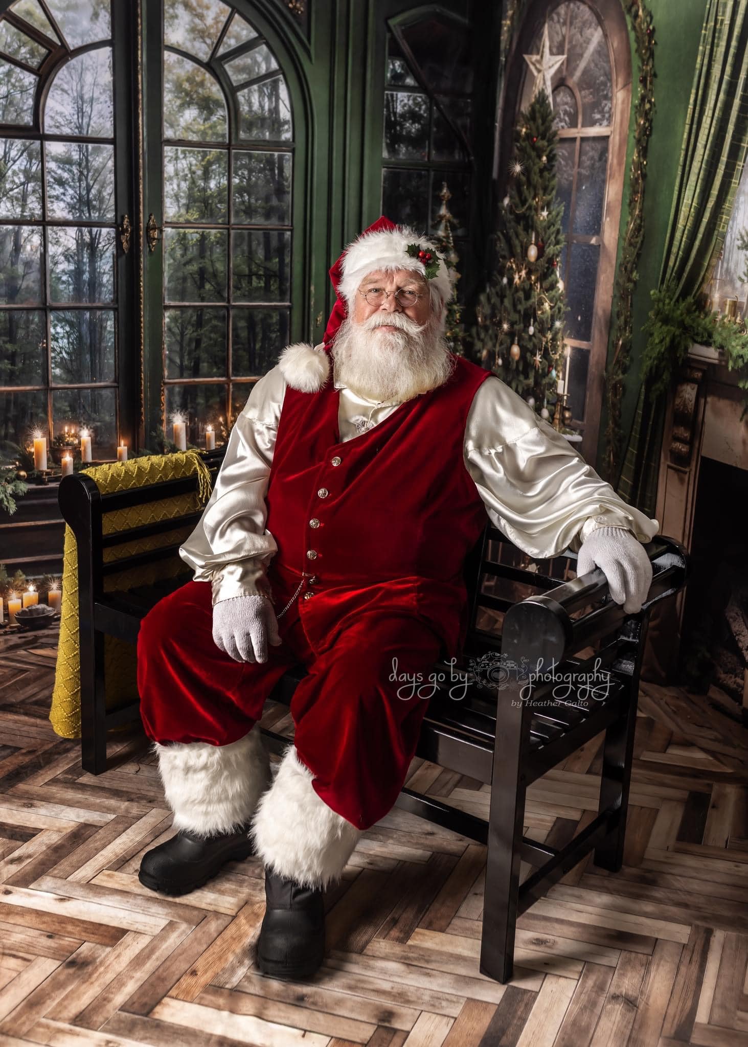 Kate Christmas Fireplace Window Green Room Set - Image 7