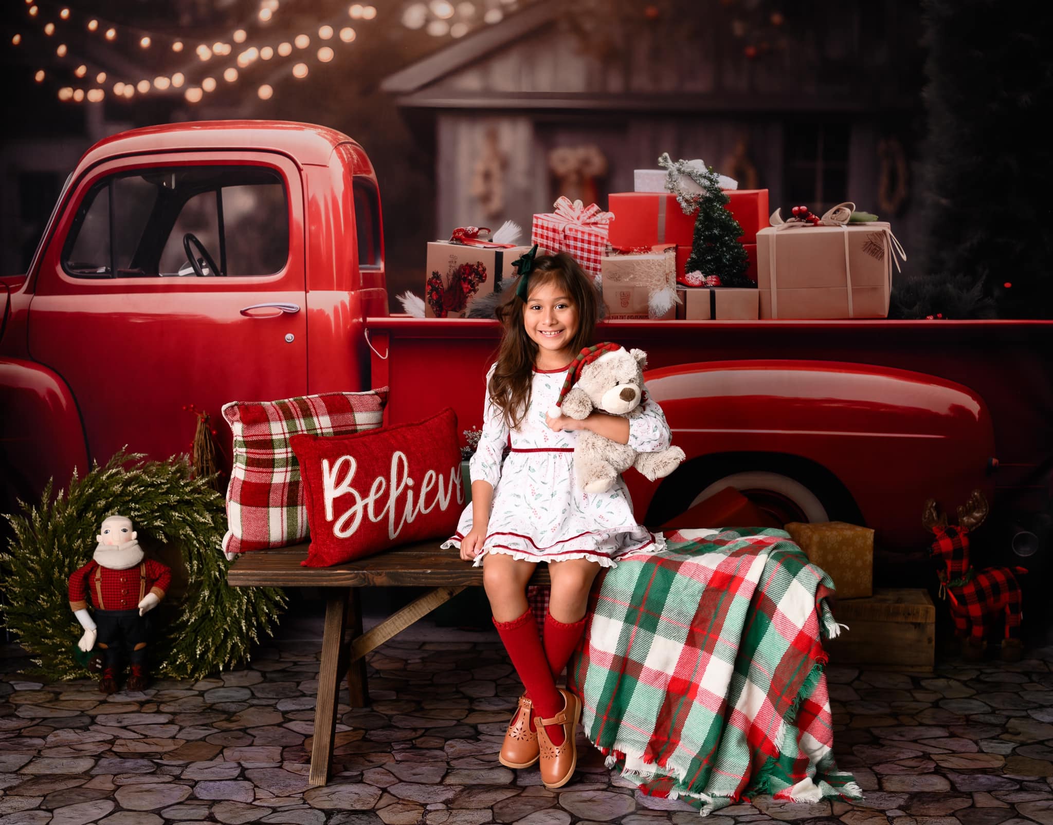 Kate Christmas Gift in Red Car Backdrop for Photography - Image 7
