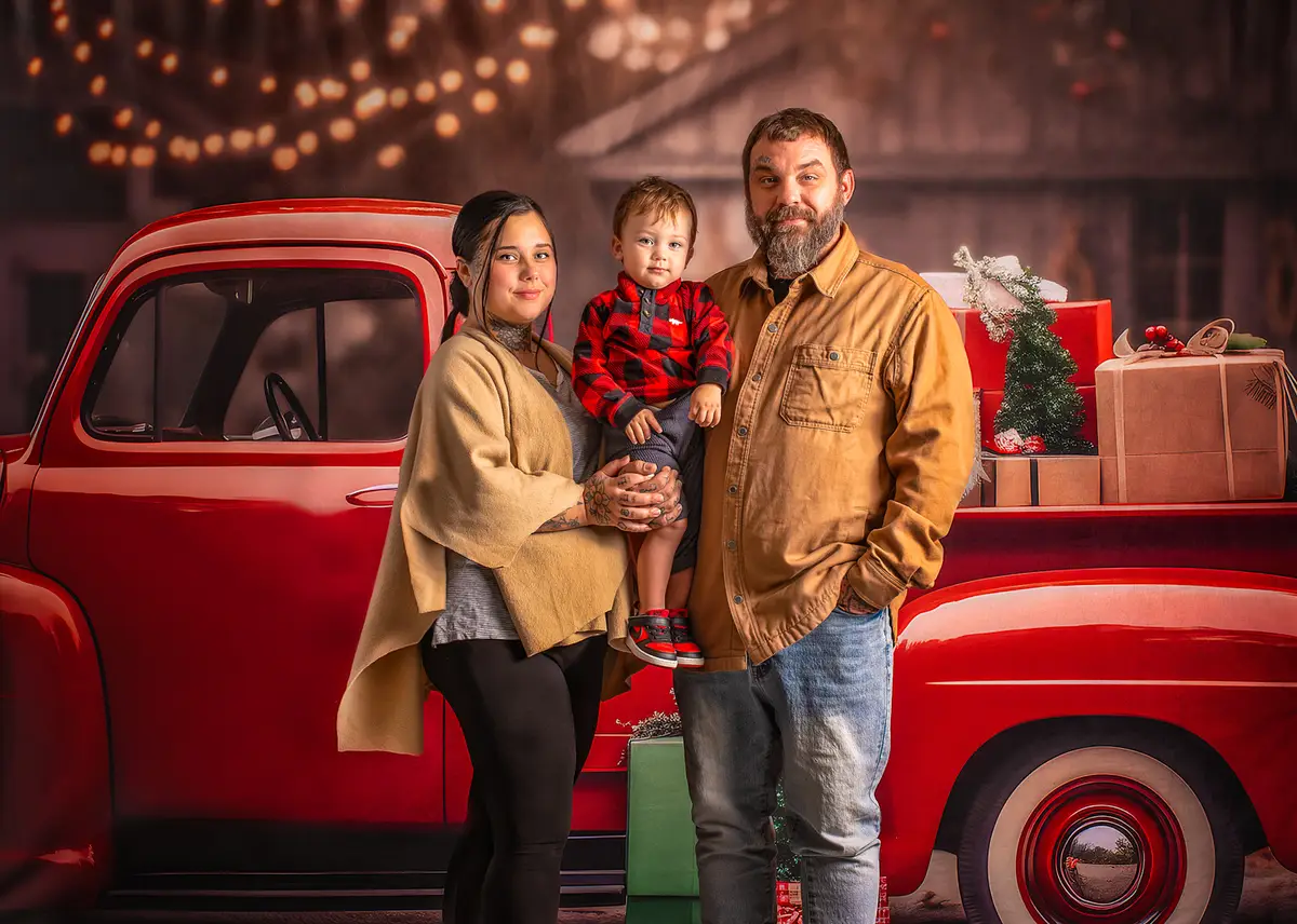 Kate Christmas Gift in Red Truck Fleece Backdrop for Photography - Image 7