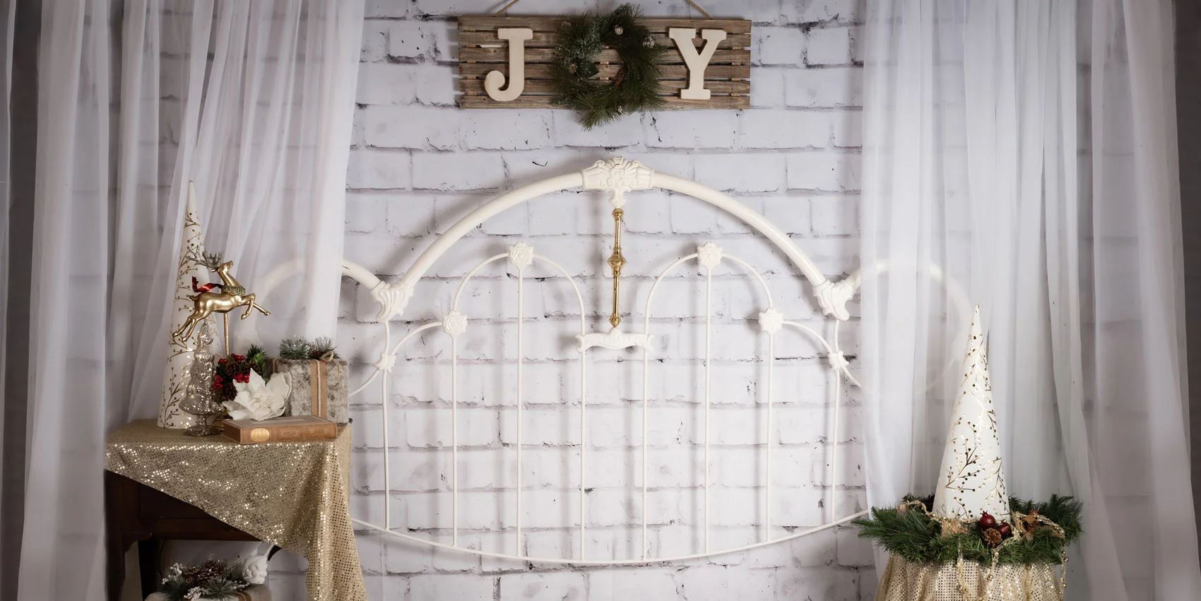 Kate Christmas Headboard Backdrop Designed By Angela Marie Photography - Image 3
