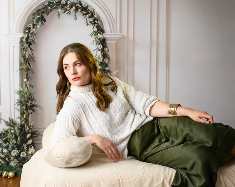 Kate Christmas Pine Leaf Arch White Retro Wall Backdrop Designed by Emetselch - Image 3
