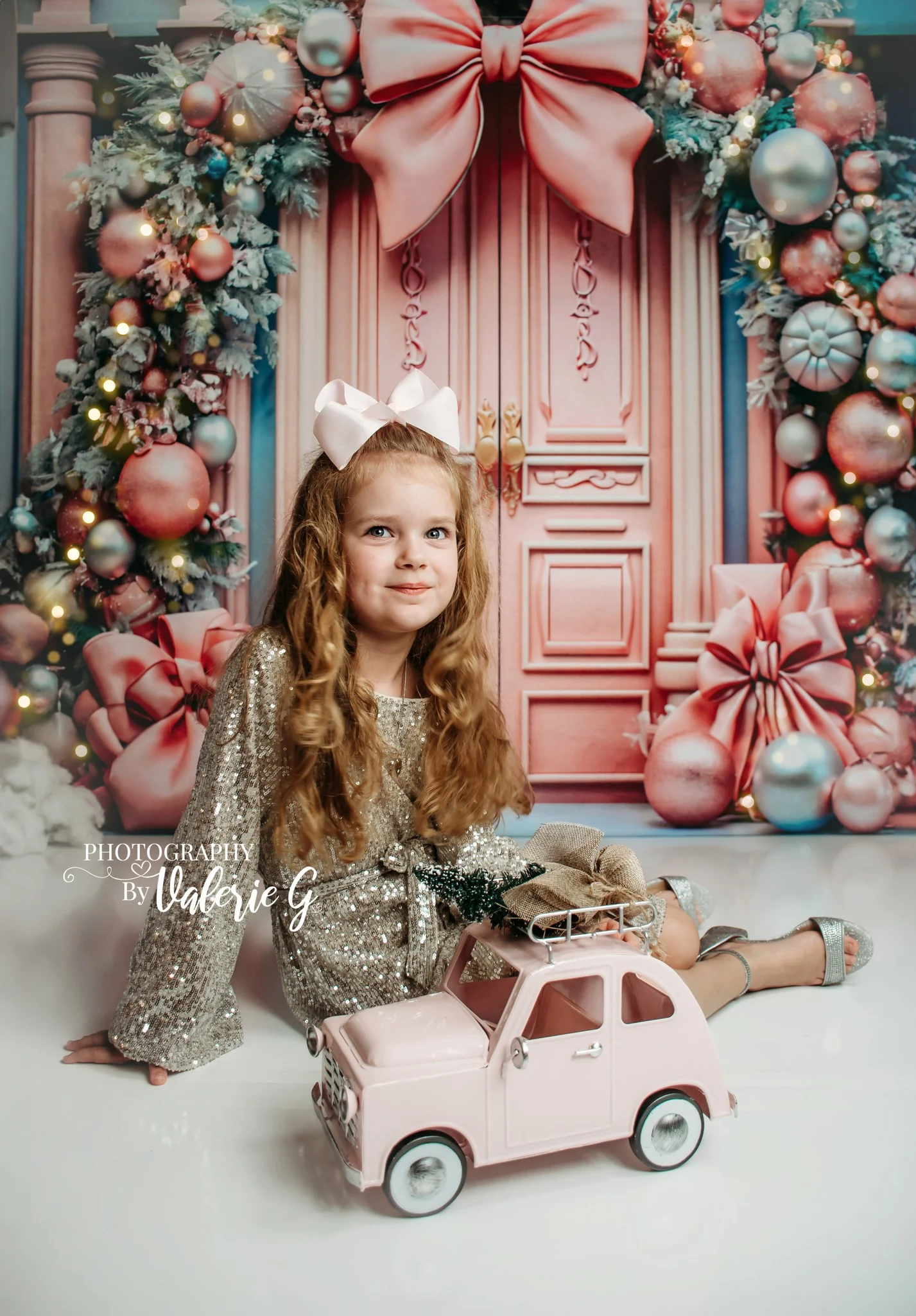 Kate Christmas Pink Door Arch Backdrop for Photography - Image 5
