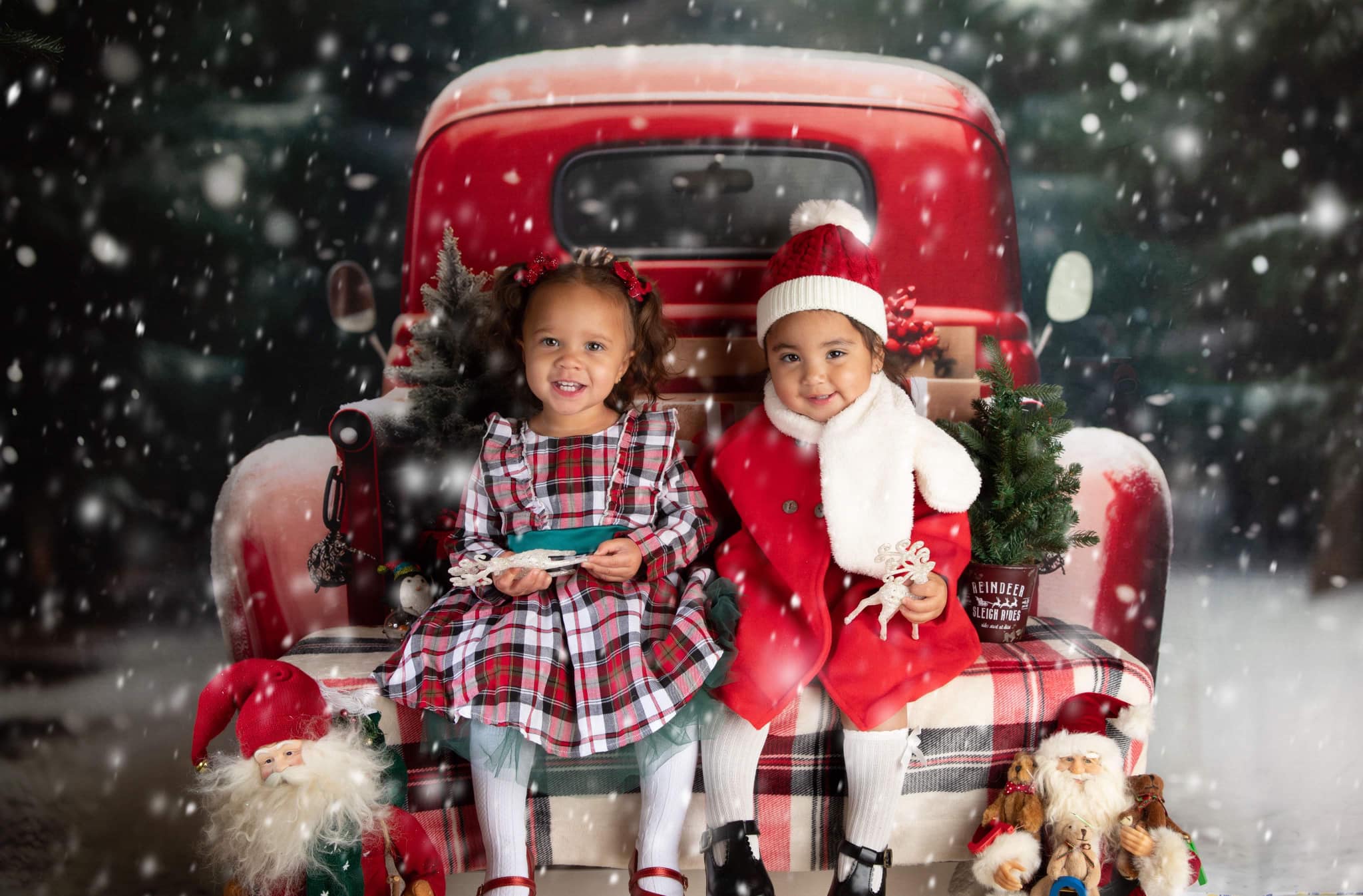 Kate Christmas Snowy Red Car Gifts Backdrop for Photography - Image 4