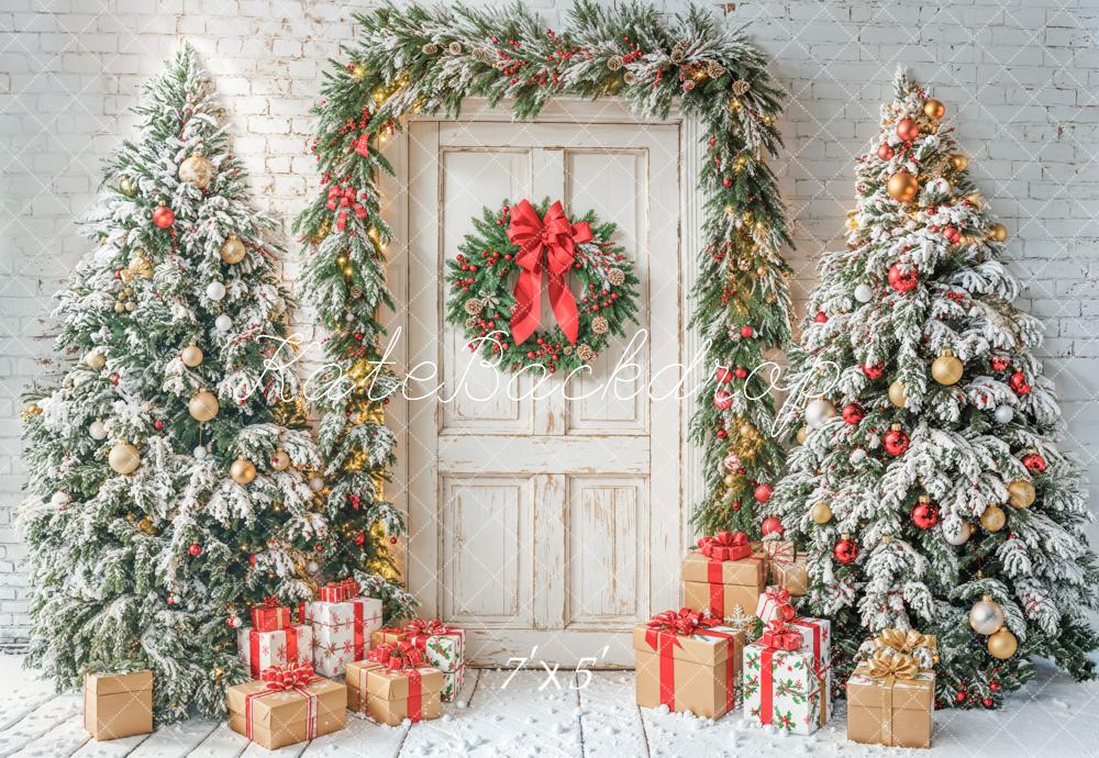 Kate Christmas Tree Door Gifts White Backdrop Designed by Emetselch - Image 2