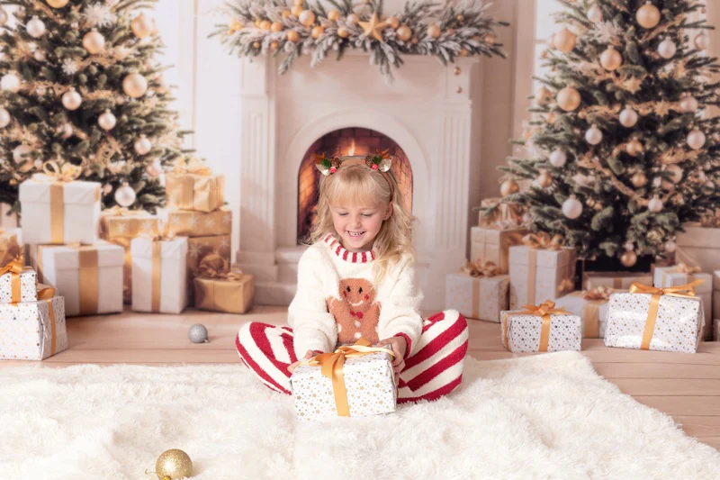 Kate Christmas Tree Fireplace Wreath Gifts Backdrop Designed by Emetselch - Image 7