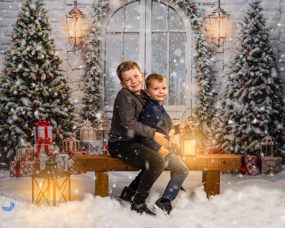 Kate Christmas Tree Gift Door Backdrop Designed by Emetselch - Image 3