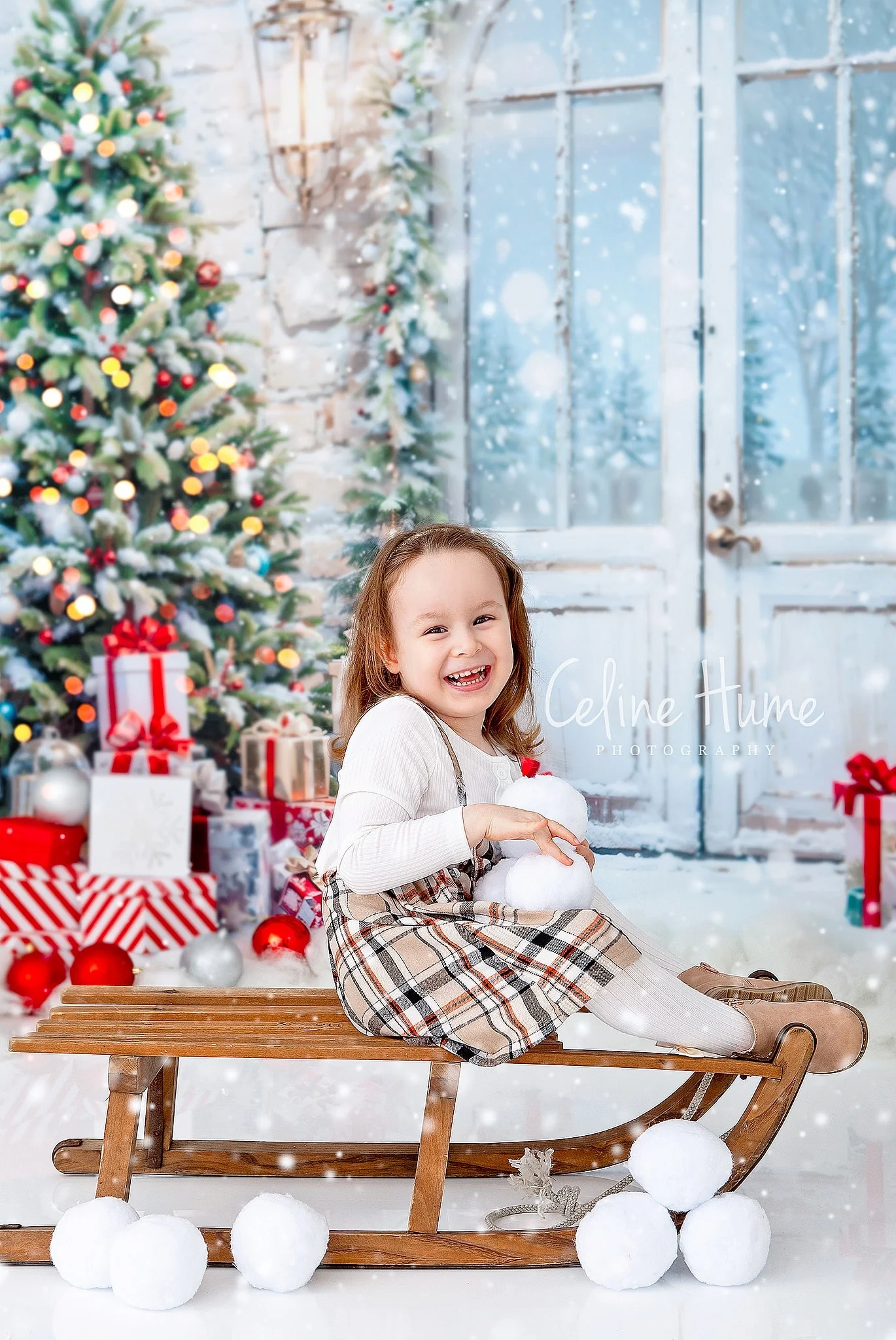 Kate Christmas Tree Gift Door Backdrop Designed by Emetselch - Image 9