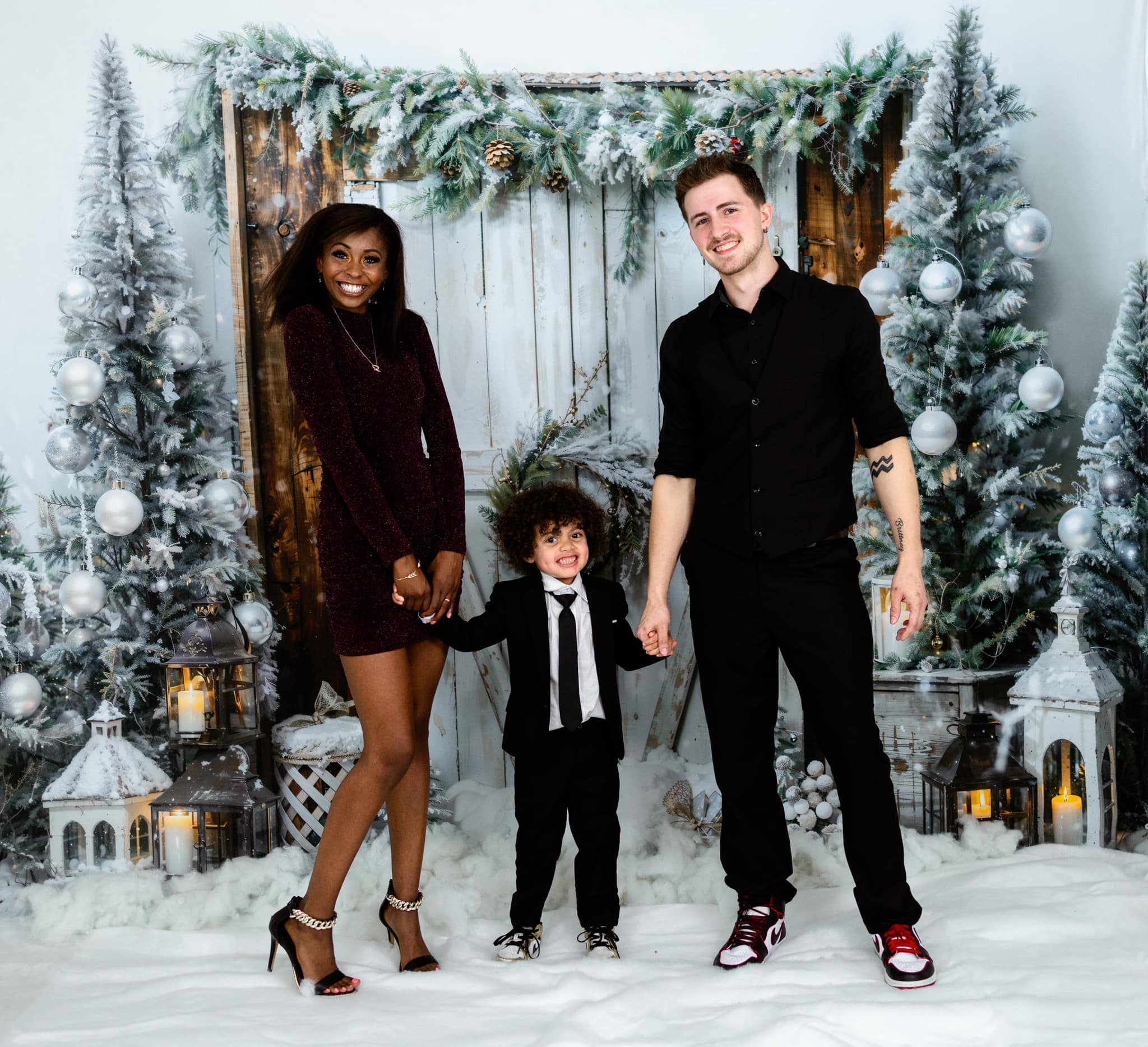 Kate Christmas Tree White Barn Door Backdrop Designed by Emetselch - Image 4