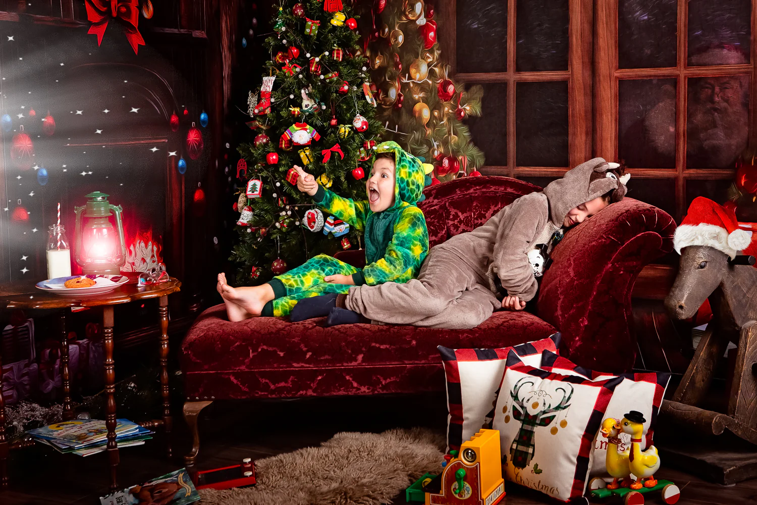 Kate Christmas Tree Window&Fireplace Room Set - Image 3