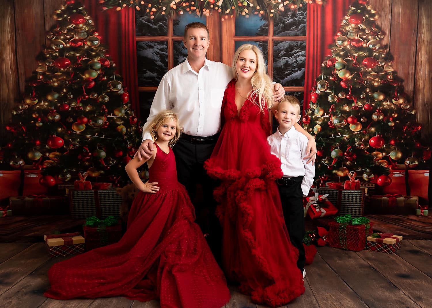Kate Christmas Window Vintage Wood Tree Backdrop for Photography - Image 3
