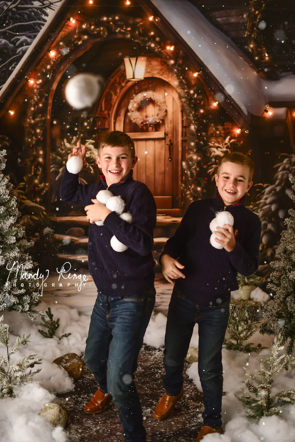 Kate Christmas Wooden House Backdrop Designed by Chain Photography - Image 4