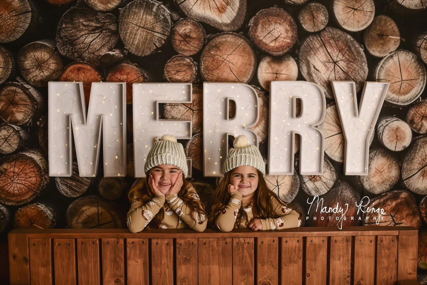 Kate Cut Log Wall Backdrop Designed by Mandy Ringe Photography - Image 10