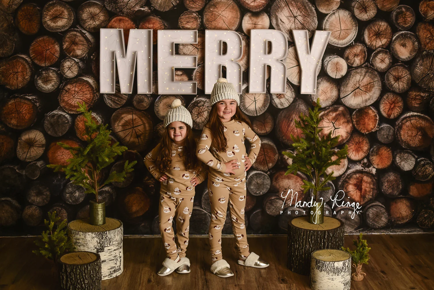 Kate Cut Log Wall Backdrop Designed by Mandy Ringe Photography - Image 3