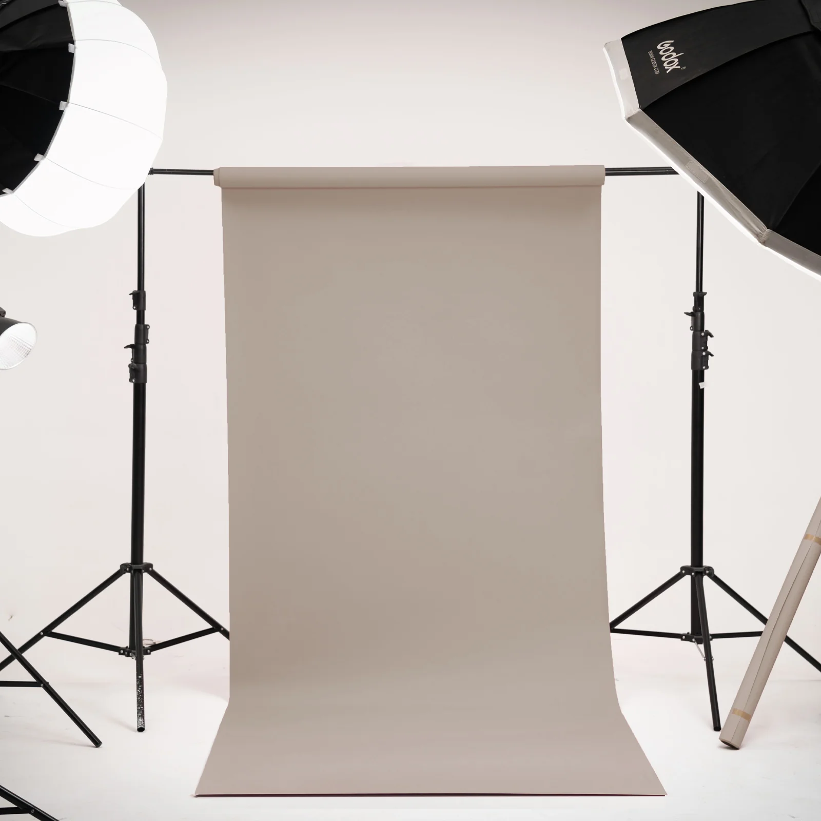 Kate Slate Gray Seamless Paper Backdrop for Photography - Image 2