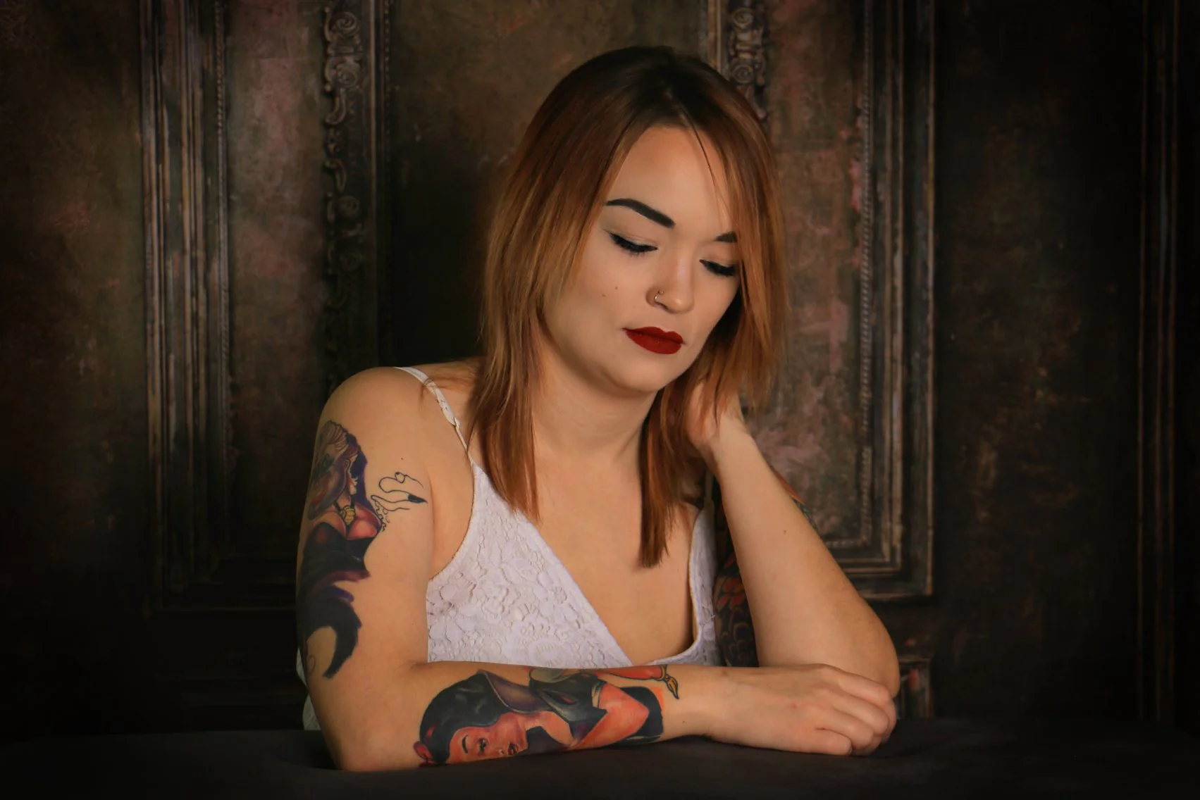 Kate Dark Brown Retro Door Backdrop for Photography - Image 4