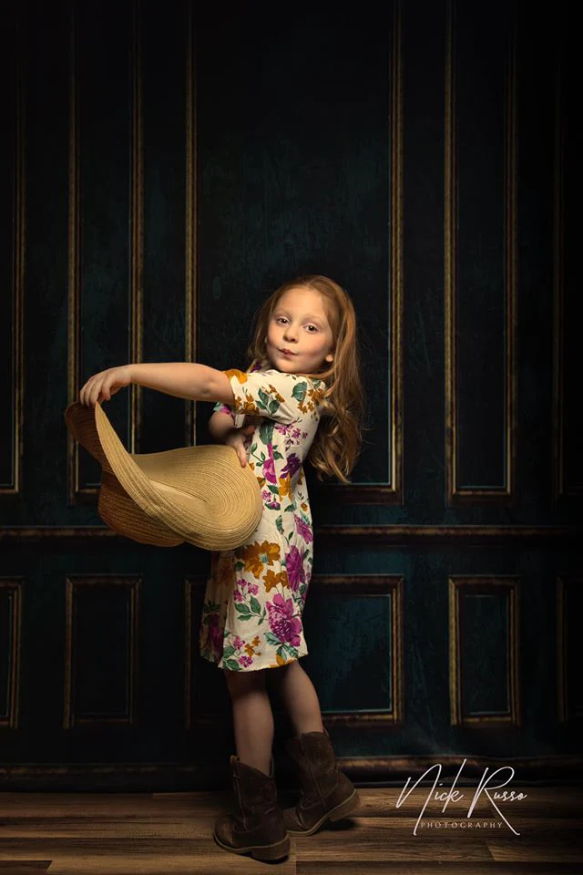 Kate Dark Green Vintage Classical Door wall Backdrop for Photography - Image 4