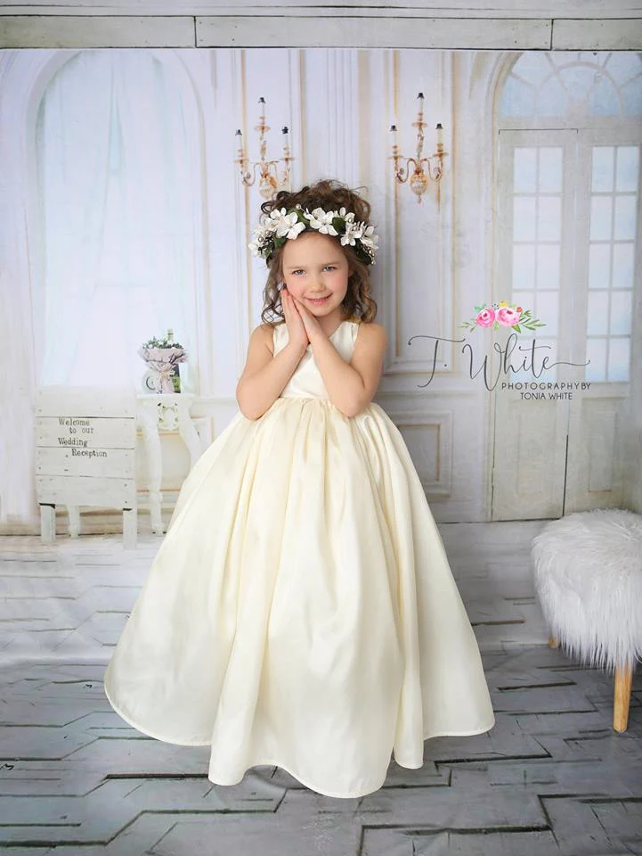 Kate Elegant White Doors Windows Backdrop with floor
