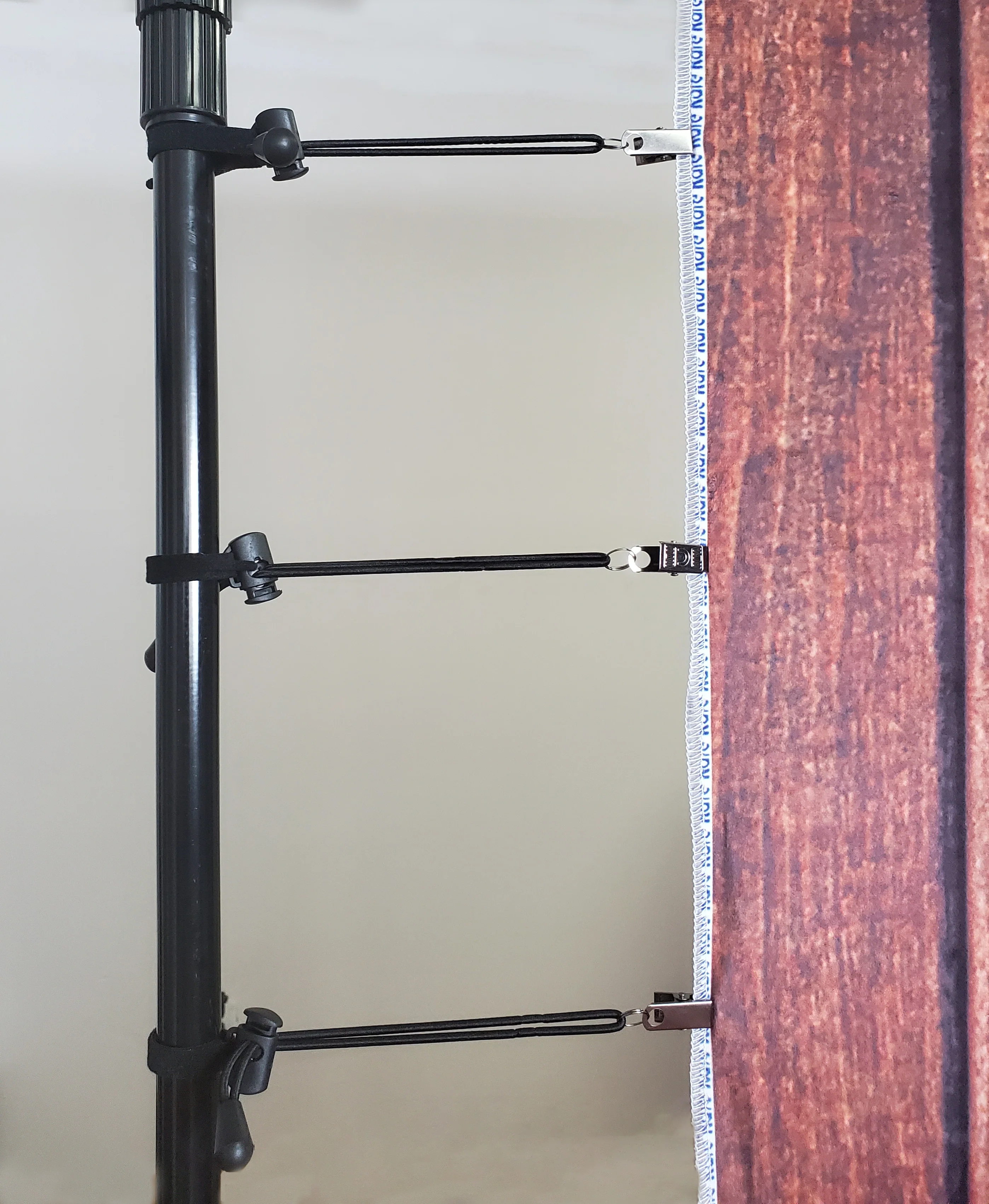Kate Equipment 12/Group Clips for Holding the Backdrop - Image 2