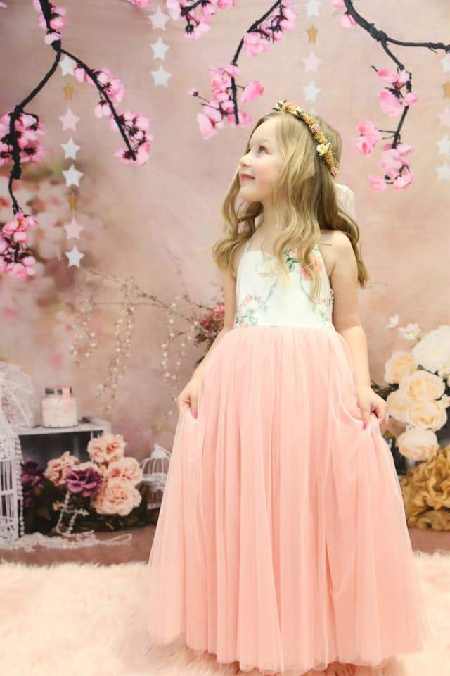 Kate floral antique pink for cake smash backdrop designed by Studio Gumot - Image 3