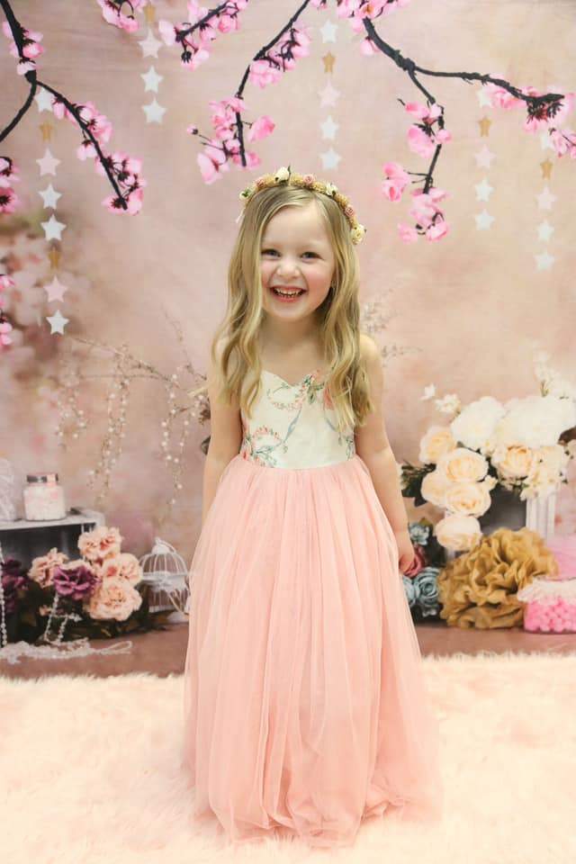 Kate floral antique pink for cake smash backdrop designed by Studio Gumot - Image 4