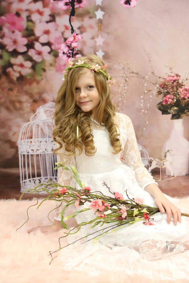 Kate floral antique pink for cake smash backdrop designed by Studio Gumot - Image 5