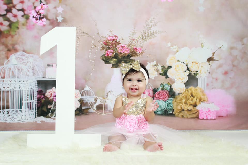 Kate floral antique pink for cake smash backdrop designed by Studio Gumot - Image 7