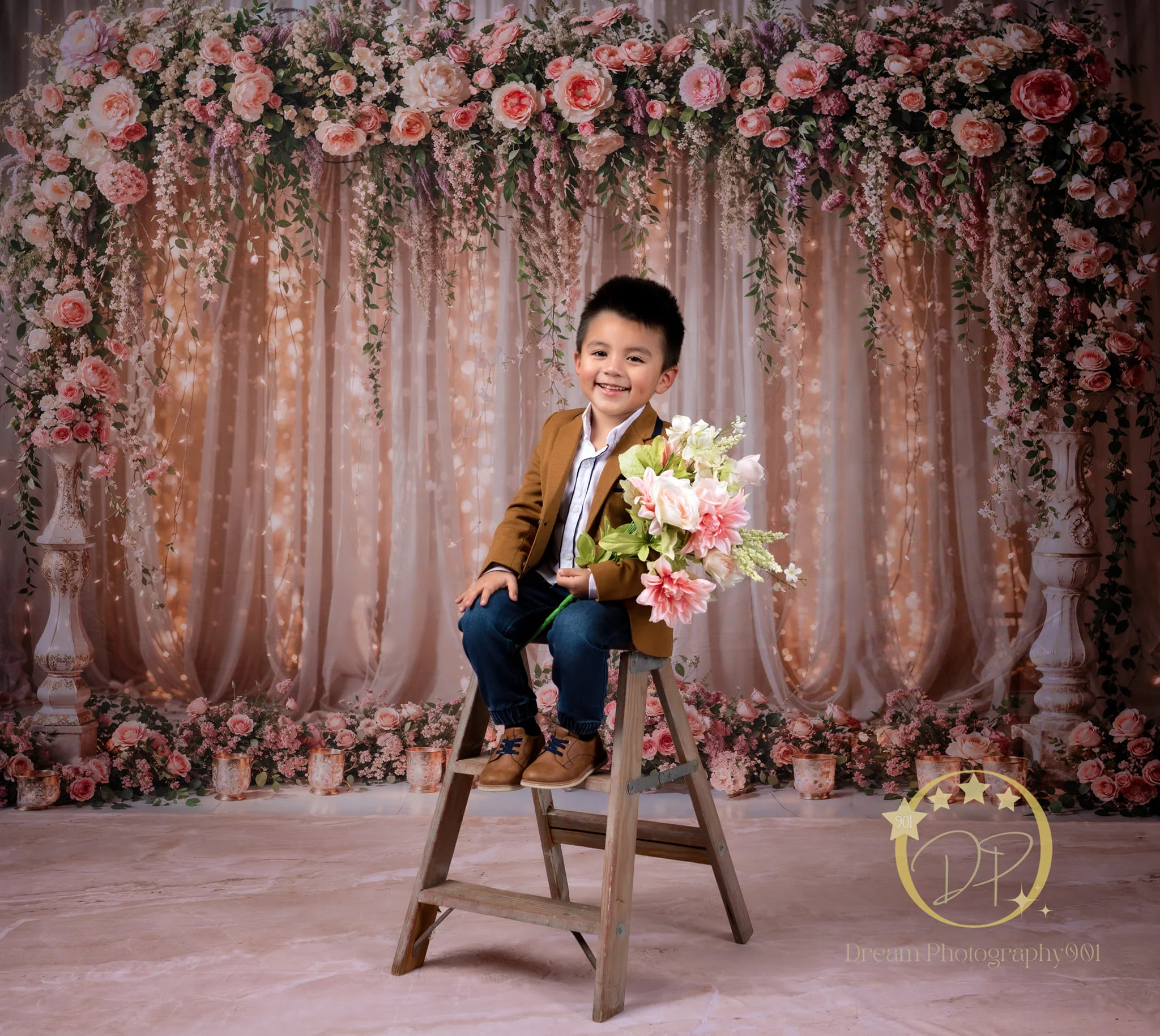 Kate Flower Light Curtain Wedding Backdrop Designed by Chain Photography - Image 3