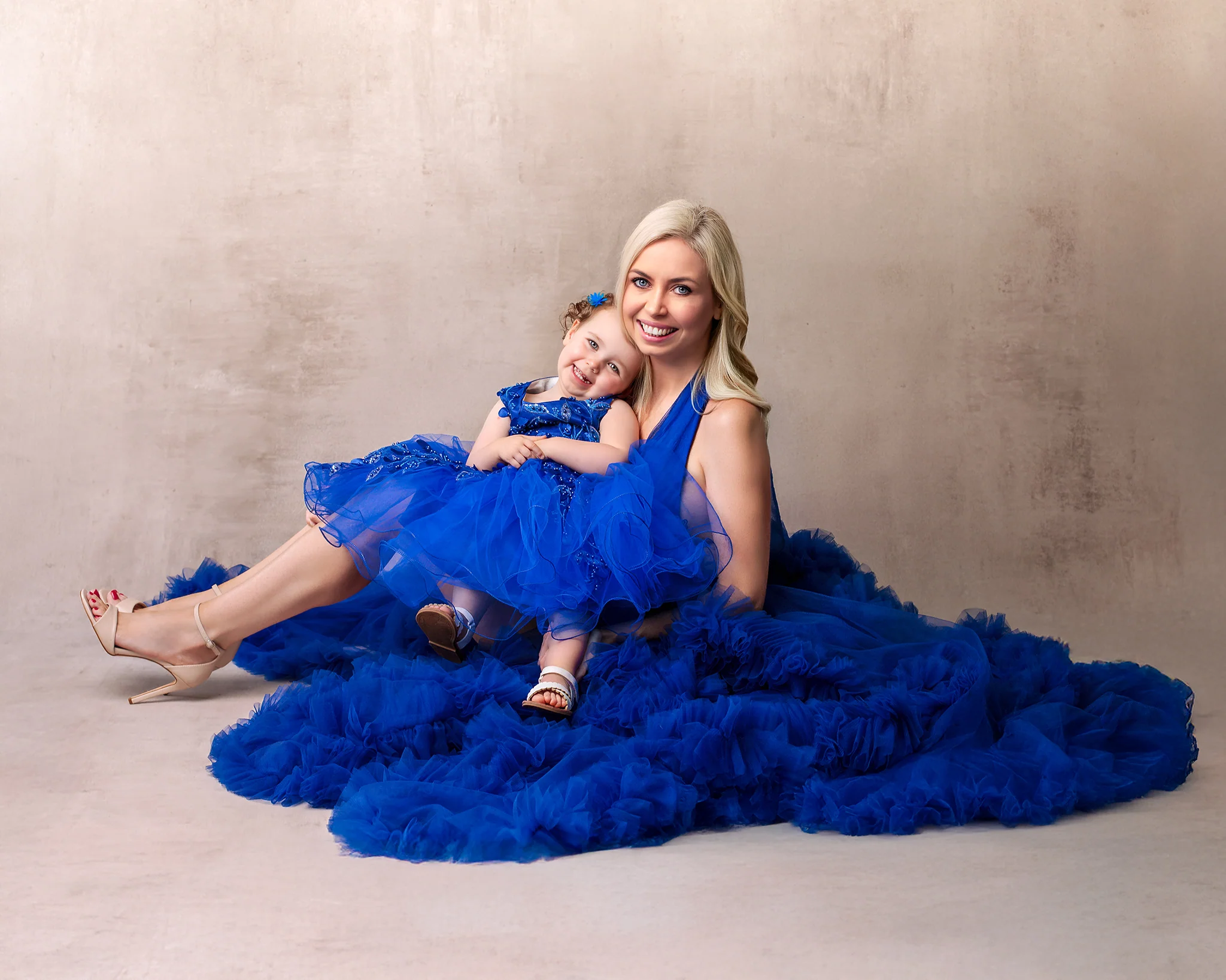 Kate Halter Neck Maternity Dress Photoshoot Dress - Image 6