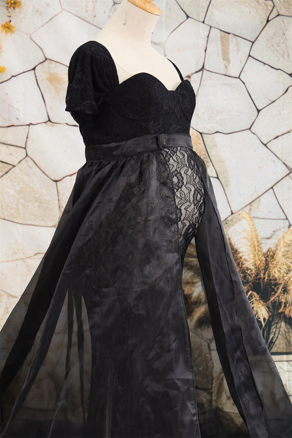 Kate Lace Short Sleeved Strapless Black Maternity Photoshoot Dress - Image 8