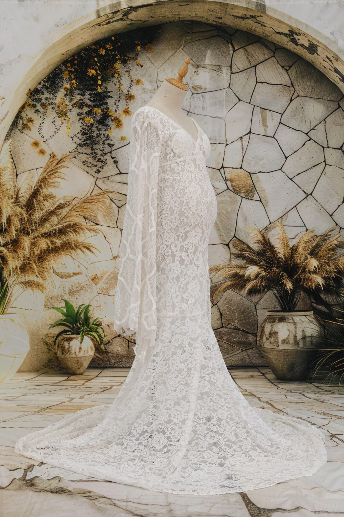 Kate Lace V-neck Trailing White Maternity Photoshoot Dress - Image 4