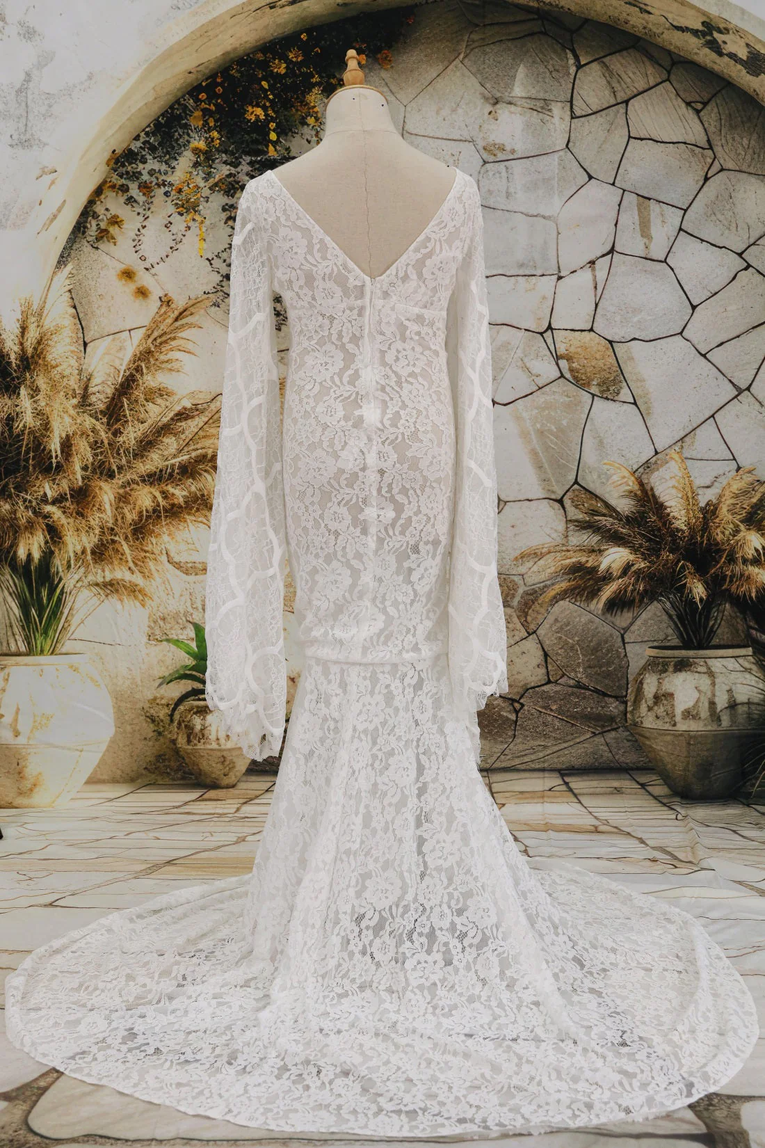 Kate Lace V-neck Trailing White Maternity Photoshoot Dress - Image 5