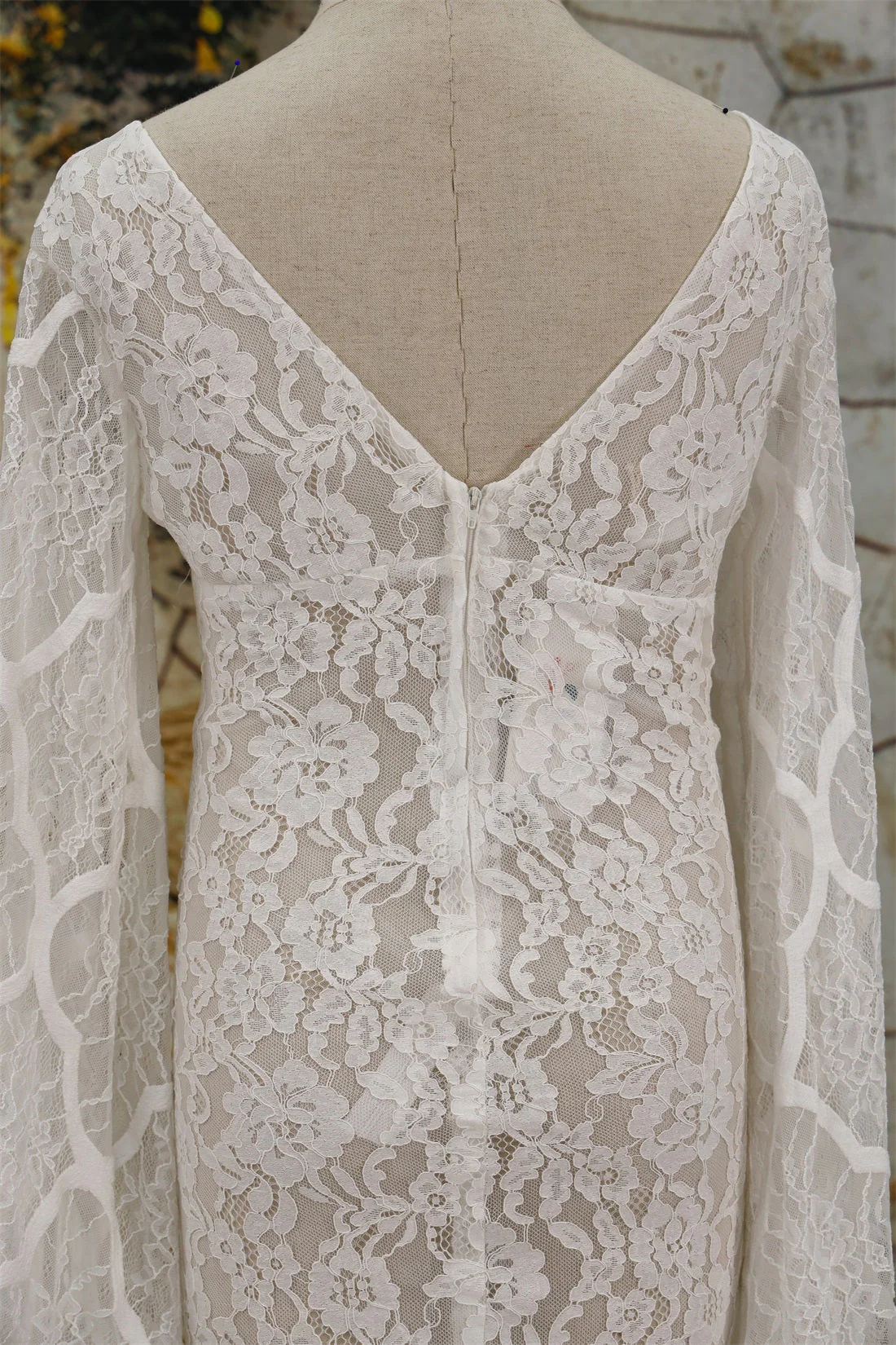 Kate Lace V-neck Trailing White Maternity Photoshoot Dress - Image 7