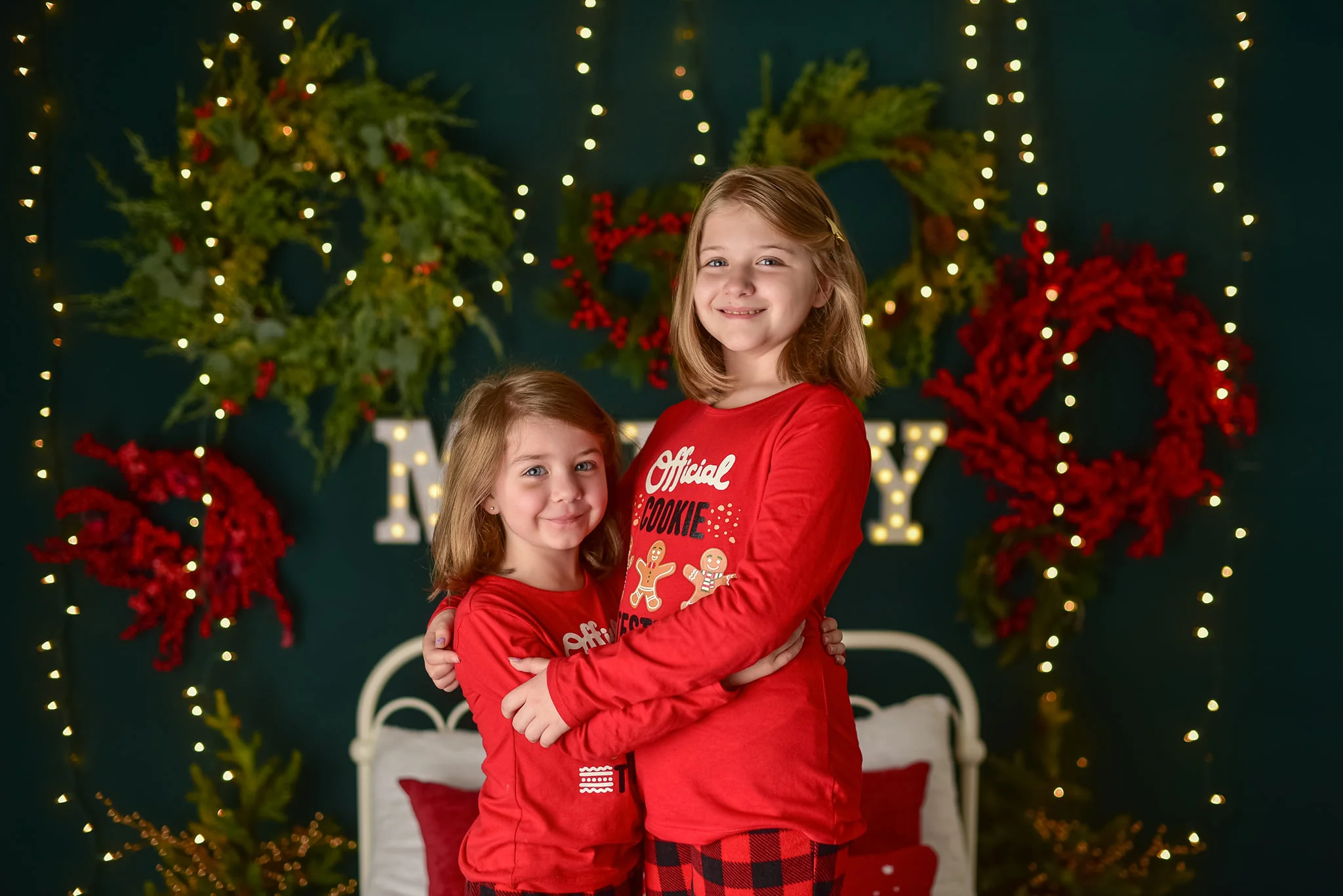 Kate Merry Christmas Headboard Sparkle Backdrop Designed By Mandy Ringe Photography - Image 3